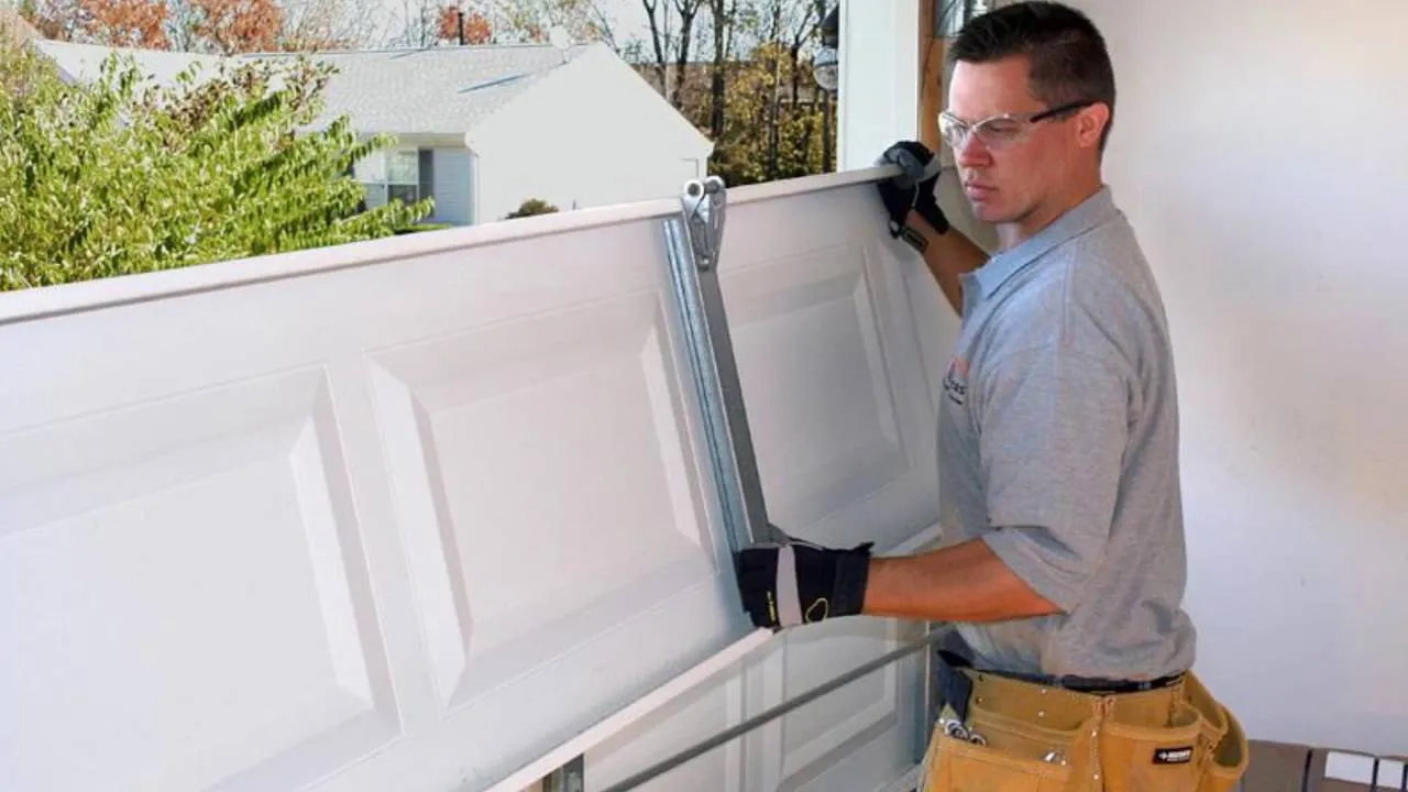Box Truck Roll Up Door Replacement in Olathe, KS